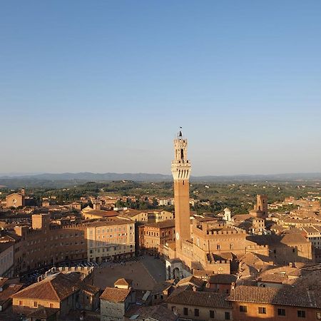 Loft Vicolo Di Vallepiatta 2 Min Piazza Del Campo Con Parcheggio Siena Exterior foto
